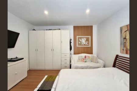 Apartamento à venda com 200m², 4 quartos e 1 vagaQuarto 4