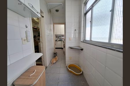 Apartamento à venda com 200m², 4 quartos e 1 vagaÁrea de serviço