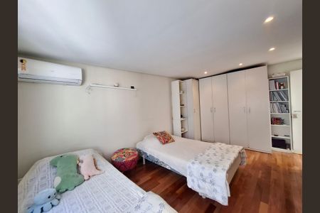 Apartamento à venda com 200m², 4 quartos e 1 vagaQuarto 3