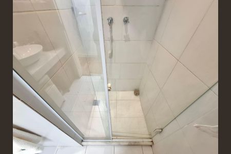 Apartamento à venda com 200m², 4 quartos e 1 vagaBanheiro 2