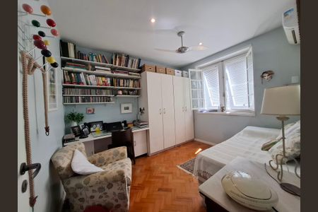 Apartamento à venda com 200m², 4 quartos e 1 vagaQuarto 1