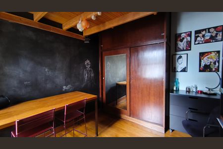 Casa à venda com 200m², 4 quartos e 2 vagasQuarto 2