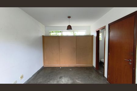 Casa à venda com 200m², 4 quartos e 2 vagasEdícula