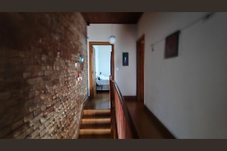Casa à venda com 200m², 4 quartos e 2 vagasCorredor