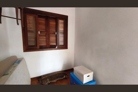 Casa à venda com 200m², 4 quartos e 2 vagasQuarto de Serviço