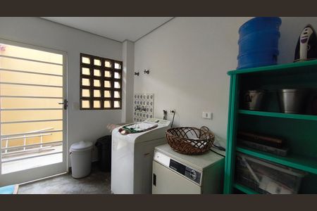 Casa à venda com 200m², 4 quartos e 2 vagasÁrea de Serviço