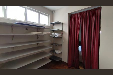 Casa à venda com 200m², 4 quartos e 2 vagasCloset Suíte