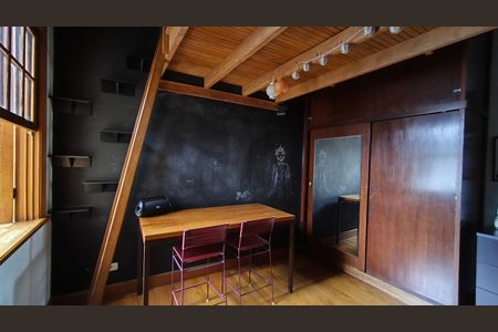 Casa à venda com 200m², 4 quartos e 2 vagasQuarto 2