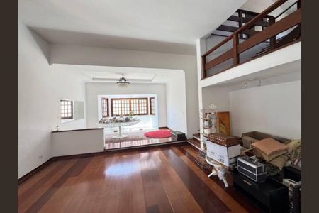Casa de condomínio à venda com 320m², 4 quartos e 6 vagasFoto 06