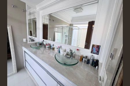 Casa de condomínio à venda com 320m², 4 quartos e 6 vagasFoto 31