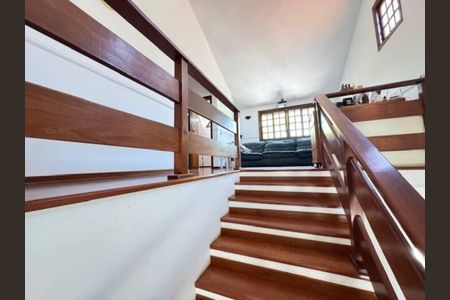 Casa de condomínio à venda com 320m², 4 quartos e 6 vagasFoto 24