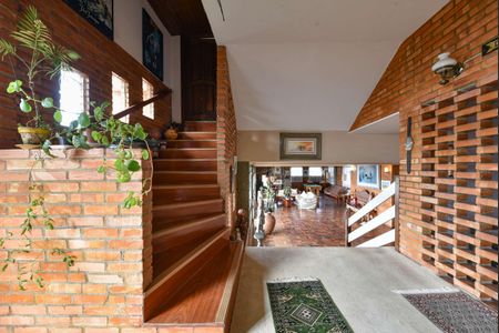 Casa à venda com 691m², 5 quartos e 4 vagas