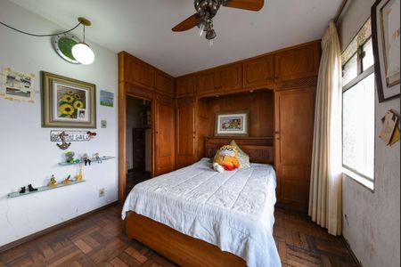 Casa à venda com 691m², 5 quartos e 4 vagas