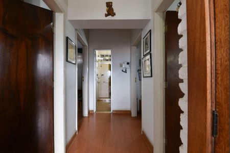 Casa à venda com 691m², 5 quartos e 4 vagas