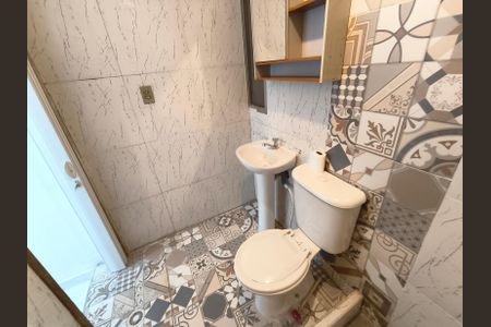 Banheiro de kitnet/studio para alugar com 1 quarto, 28m² em Vila Mariana, São Paulo