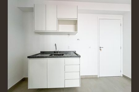 Sala/Cozinha de apartamento para alugar com 1 quarto, 25m² em Barra Funda, São Paulo