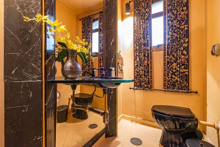 Apartamento à venda com 185m², 2 quartos e 2 vagasLavabo