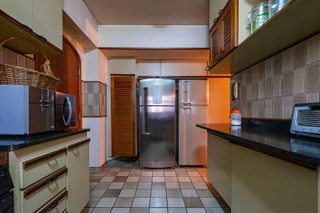 Apartamento à venda com 185m², 2 quartos e 2 vagasCozinha