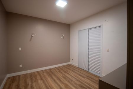 Apartamento para alugar com 171m², 3 quartos e 3 vagas Apartamento para alugar com 171m², 3 quartos e 3 vagasSuíte 2