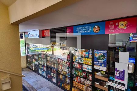 Apartamento para alugar com 171m², 3 quartos e 3 vagas Apartamento para alugar com 171m², 3 quartos e 3 vagasÁrea comum - Mercado