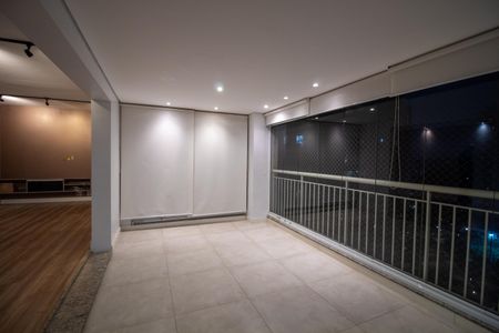 Apartamento para alugar com 171m², 3 quartos e 3 vagas Apartamento para alugar com 171m², 3 quartos e 3 vagasVaranda da Sala