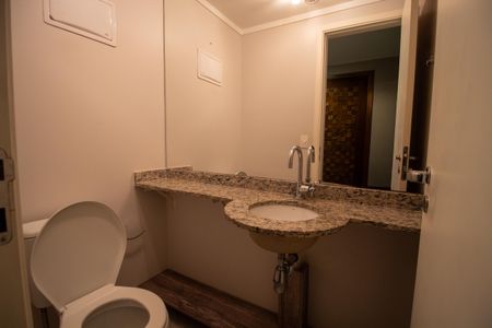 Apartamento para alugar com 171m², 3 quartos e 3 vagas Apartamento para alugar com 171m², 3 quartos e 3 vagasLavabo