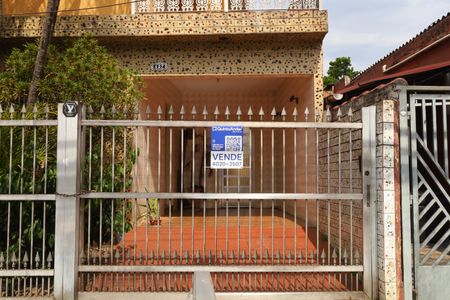 Casa à venda com 147m², 3 quartos e 1 vagaPlaca