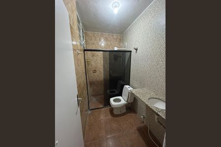 Banheiro de casa à venda com 2 quartos, 60m² em Havaí, Belo Horizonte