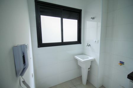 Apartamento para alugar com 45m², 2 quartos e sem vaga Apartamento para alugar com 45m², 2 quartos e sem vagaCozinha e Área de Serviço