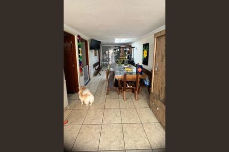 Casa à venda com 3 quartos, 254m² em Vila Dayse, São Bernardo do Campo