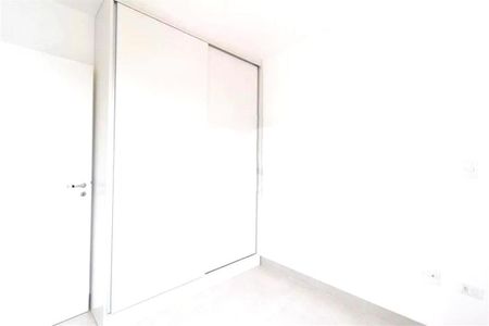 Apartamento à venda com 31m², 1 quarto e sem vaga