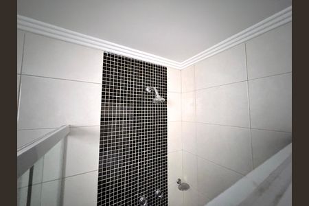 Casa de condomínio à venda com 289m², 3 quartos e 2 vagas Casa de condomínio à venda com 289m², 3 quartos e 2 vagasSuíte 3