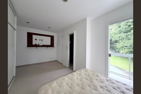 Casa de condomínio à venda com 289m², 3 quartos e 2 vagas Casa de condomínio à venda com 289m², 3 quartos e 2 vagasSuíte 1