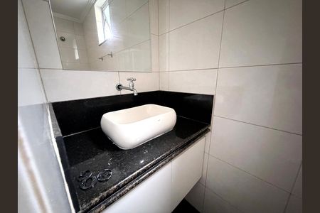 Casa de condomínio à venda com 289m², 3 quartos e 2 vagas Casa de condomínio à venda com 289m², 3 quartos e 2 vagasSuíte 3