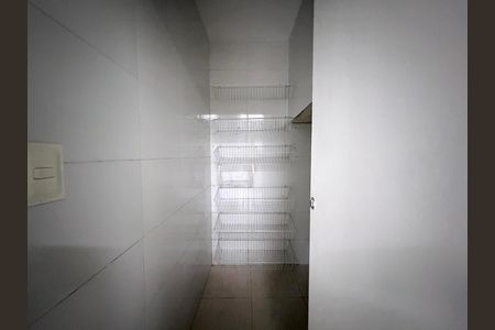 Casa de condomínio à venda com 289m², 3 quartos e 2 vagas Casa de condomínio à venda com 289m², 3 quartos e 2 vagasDespensa