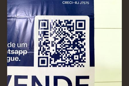 Casa de condomínio à venda com 289m², 3 quartos e 2 vagas Casa de condomínio à venda com 289m², 3 quartos e 2 vagasPlaquinha