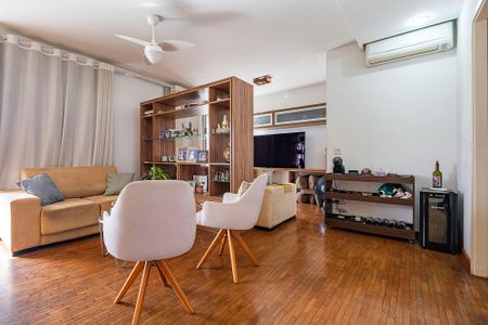 Apartamento à venda com 138m², 3 quartos e 3 vagasSala