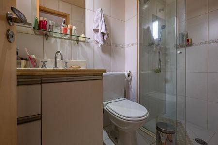 Apartamento à venda com 138m², 3 quartos e 3 vagasBanheiro da Suíte 2