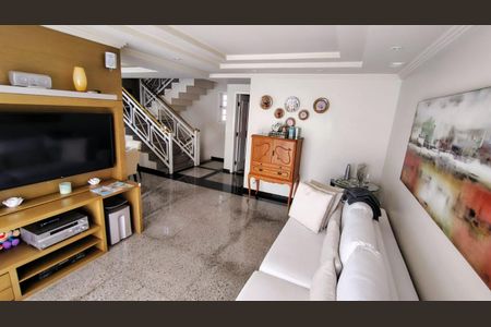 Casa à venda com 5 quartos, 280m² em São Bento, Belo Horizonte