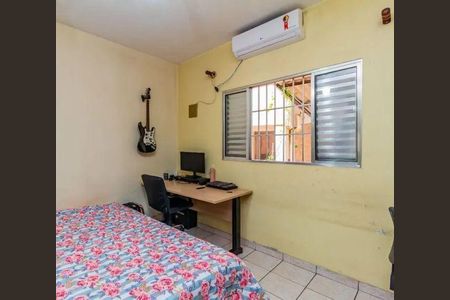 Casa à venda com 3 quartos, 240m² em Parque São Jorge, São Paulo