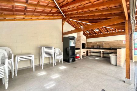 Apartamento à venda com 85m², 2 quartos e 2 vagasÁrea comum - Churrasqueira