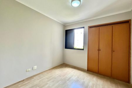 Apartamento à venda com 85m², 2 quartos e 2 vagasQuarto 