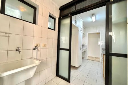 Apartamento à venda com 85m², 2 quartos e 2 vagasÁrea de Serviço