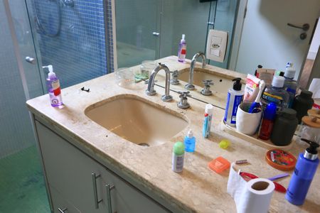 Apartamento para alugar com 274m², 3 quartos e 4 vagasBanheiro da Suíte 2