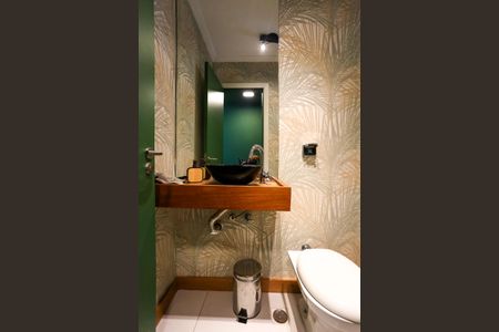 Apartamento para alugar com 274m², 3 quartos e 4 vagasLavabo