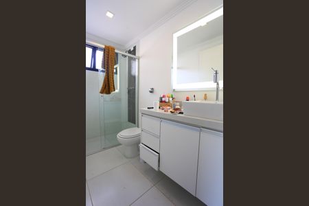 Apartamento para alugar com 274m², 3 quartos e 4 vagasBanheiro da Suíte 1