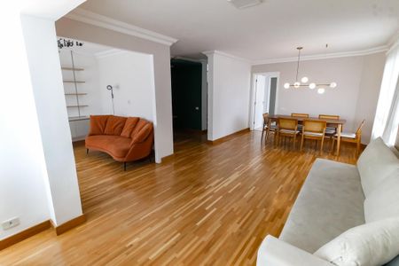 Apartamento para alugar com 274m², 3 quartos e 4 vagas Apartamento para alugar com 274m², 3 quartos e 4 vagasSala 1