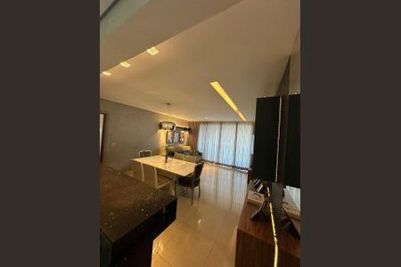 Apartamento à venda com 4 quartos, 121m² em Fernão Dias, Belo Horizonte