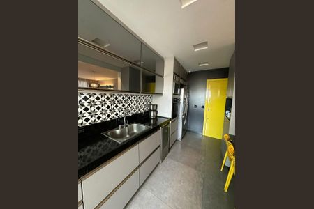 Apartamento à venda com 121m², 4 quartos e 2 vagas