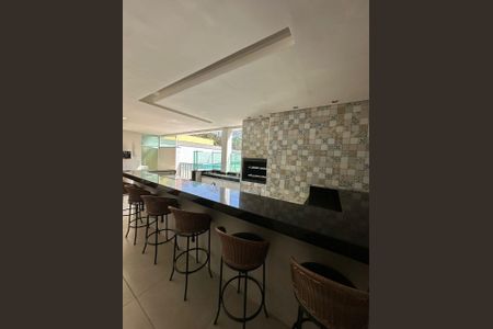 Apartamento à venda com 121m², 4 quartos e 2 vagas